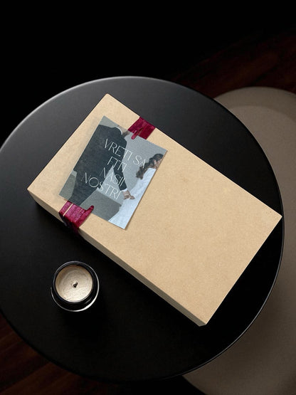 Set de lumânări din ceară de soia pentru nași, ambalate în cutie personalizată, TRAVÁ florărie Oradea