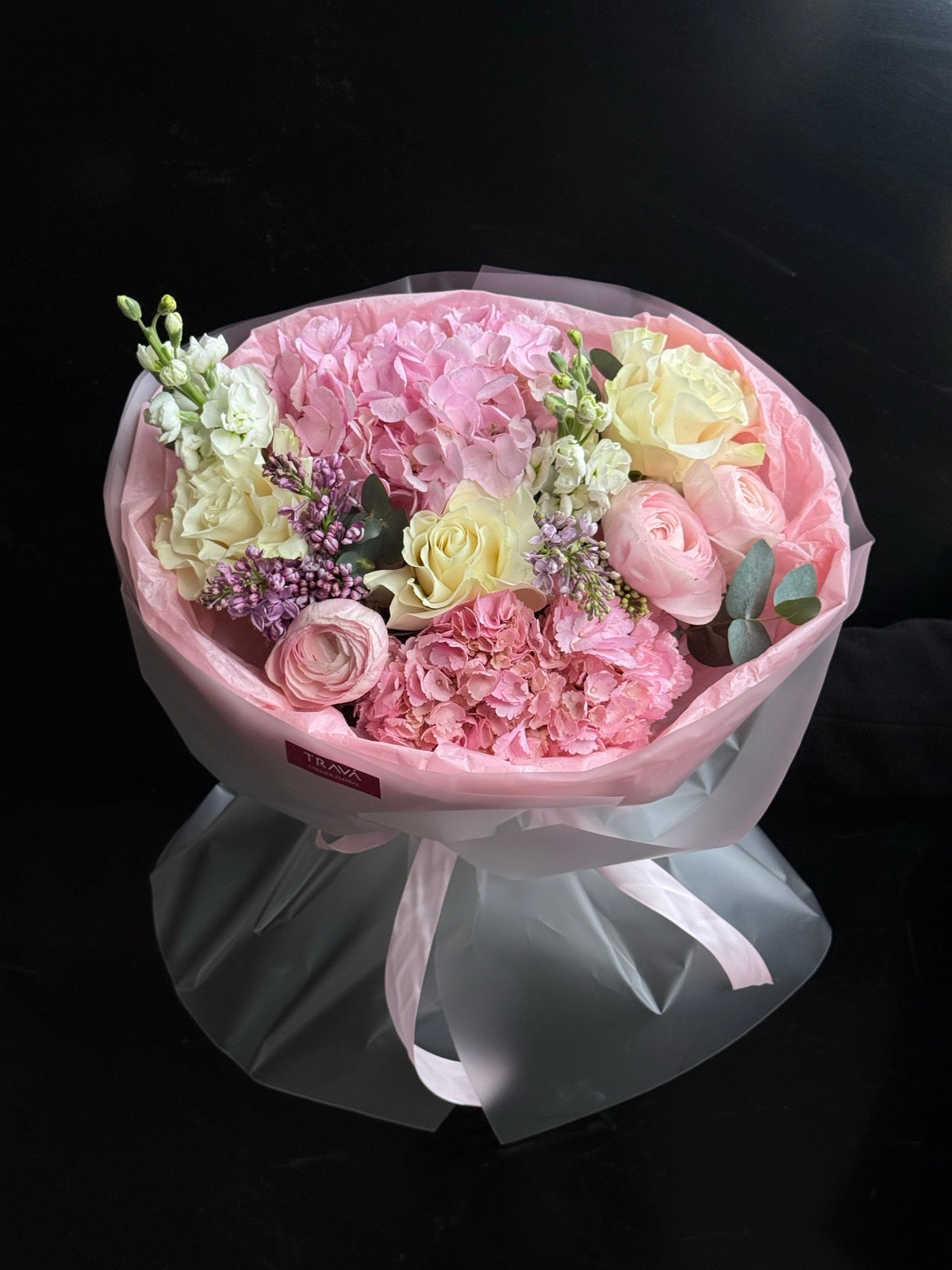 Buchet de flori din Colectia Valentine's Day cu livrare gratuita la domiciliu in Oradea.