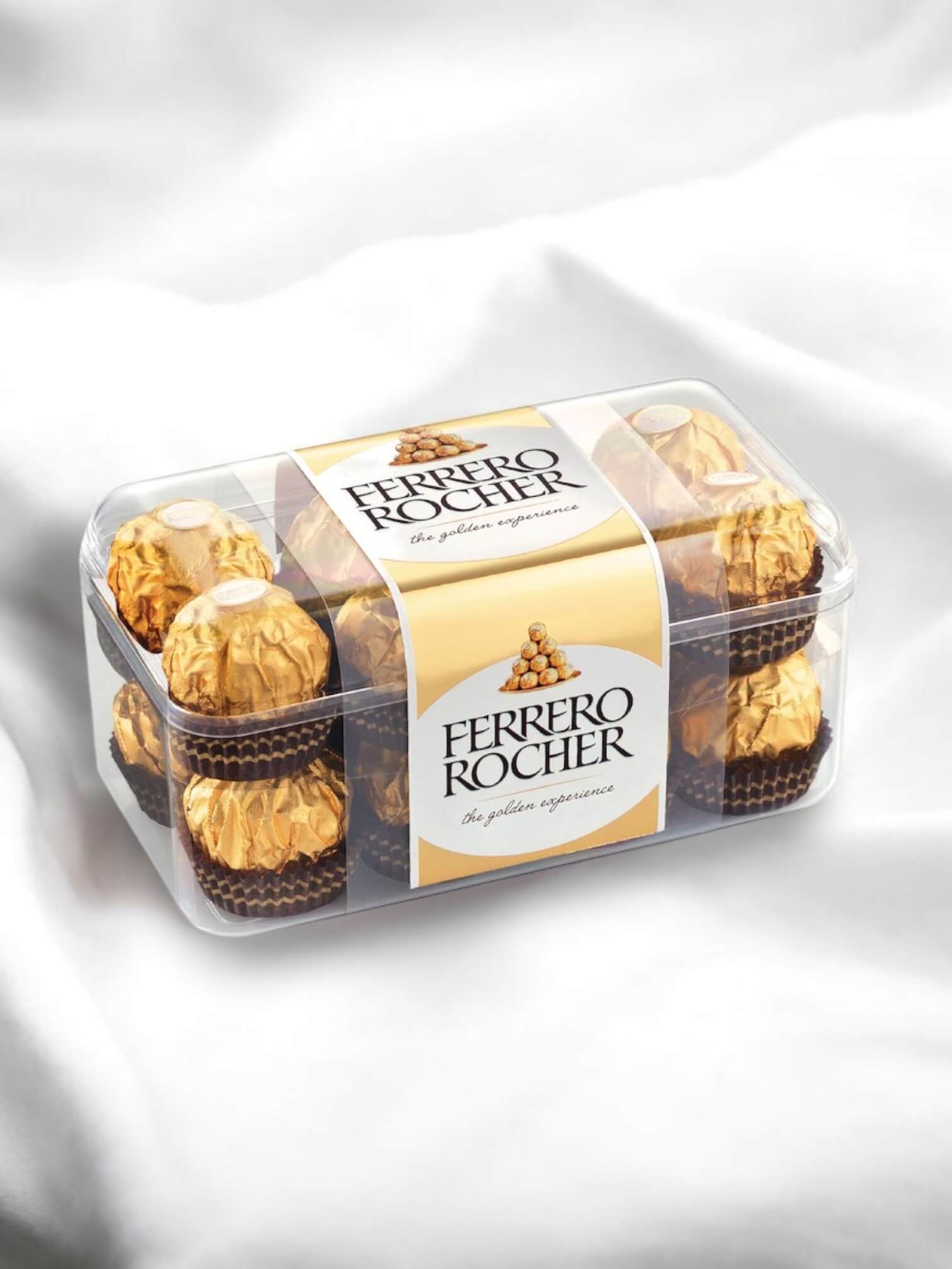 Praline Ferrero Rocher 200g – bomboane cu alune și ciocolată din florăria Oradea TRAVA Atelier Floral